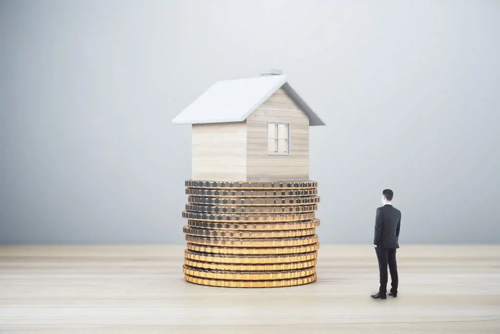 How can property advice help investors maximize returns?